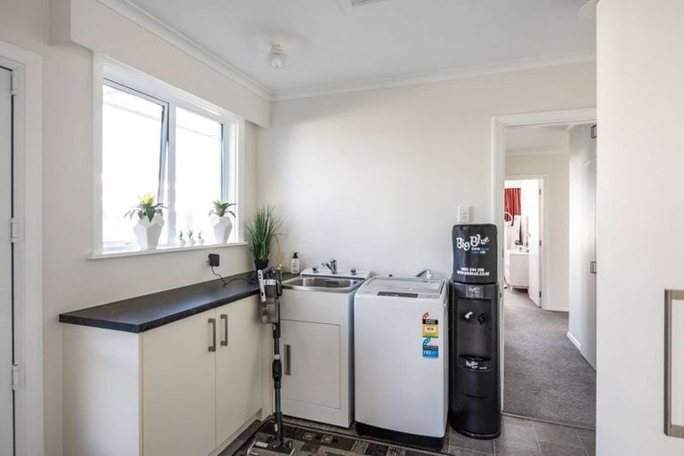 Photo of property in 77 Domett Street, Westport, 7825