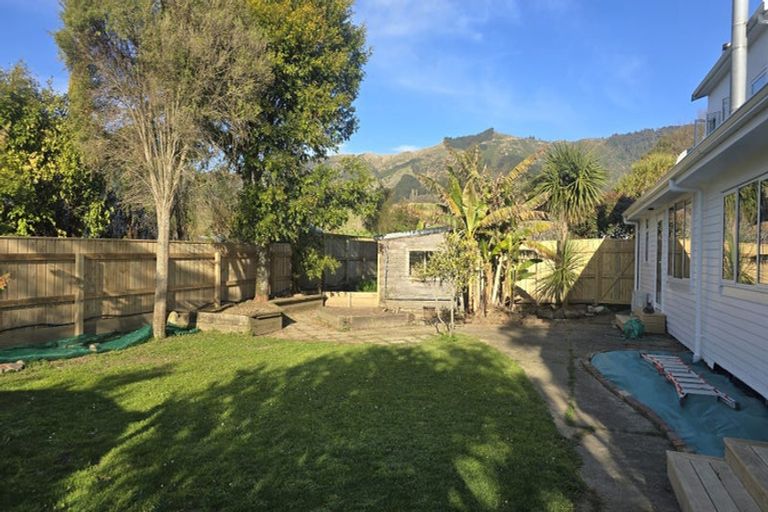 Photo of property in 678 Abel Tasman Drive, Clifton, Takaka, 7183