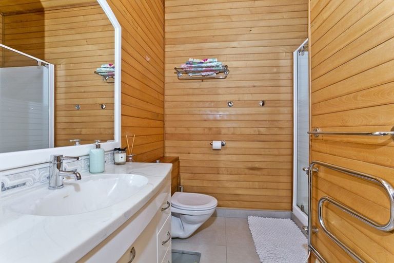 Photo of property in 201 Glamorgan Drive, Torbay, Auckland, 0630