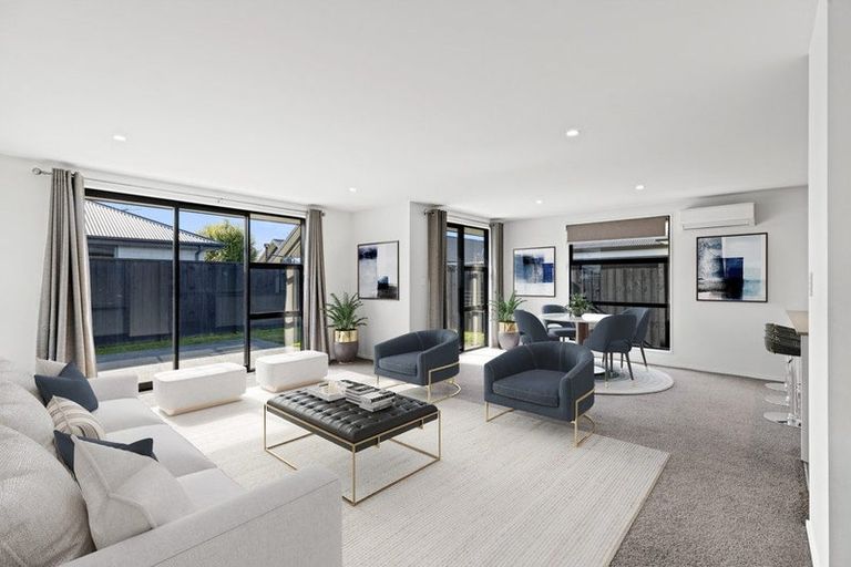 Photo of property in 28 Chatsworth Avenue, Rangiora, 7400