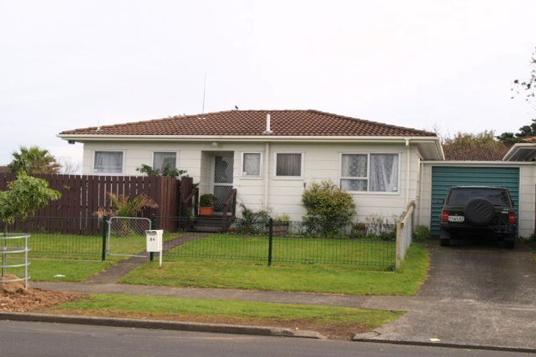 Photo of property in 1 Growers Lane, Mangere East, Auckland, 2024