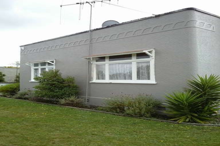 Photo of property in 37 Potaka Street, Marton, 4710