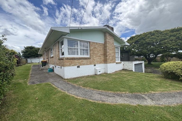 Photo of property in 33 Morris Road, Hillcrest, Hamilton, 3216