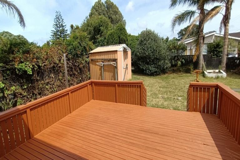 Photo of property in 2/265 Massey Road, Mangere East, Auckland, 2024