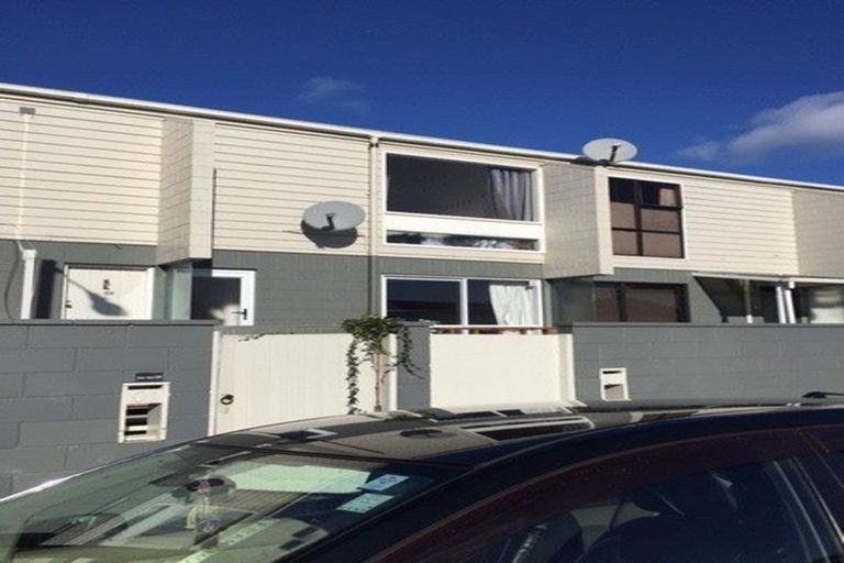 Photo of property in 33u9 Frankmoore Avenue, Johnsonville, Wellington, 6037