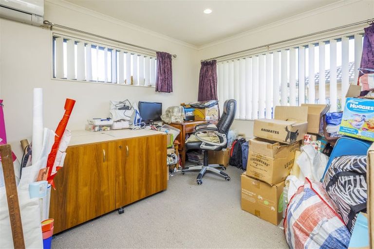 Photo of property in 14 Milson Drive, Papakura, 2110
