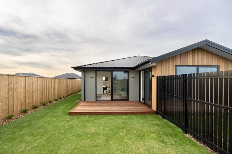 Photo of property in 26 Privet Way, Rolleston, 7678