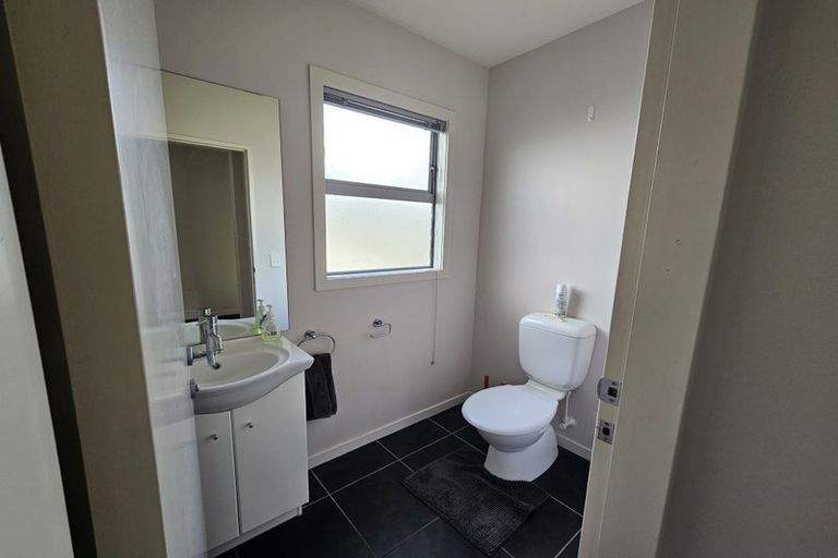 Photo of property in 121 Cortina Avenue, Johnsonville, Wellington, 6037