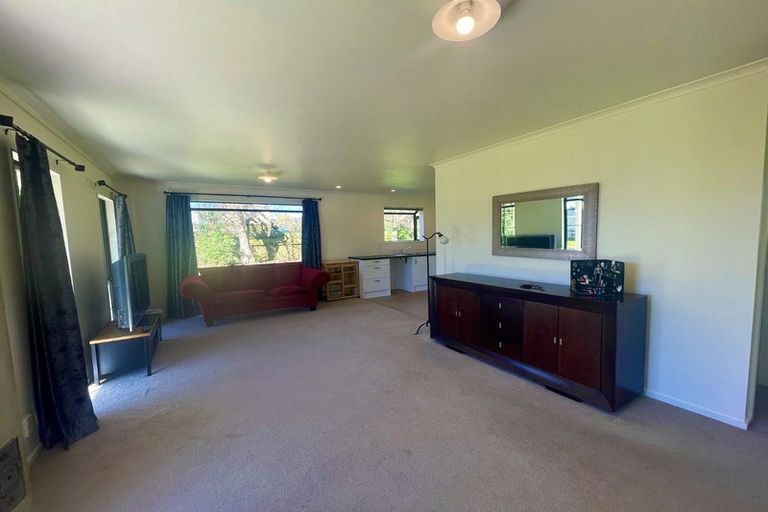 Photo of property in 47 Kebbell Terrace, Ohau, Levin, 5570