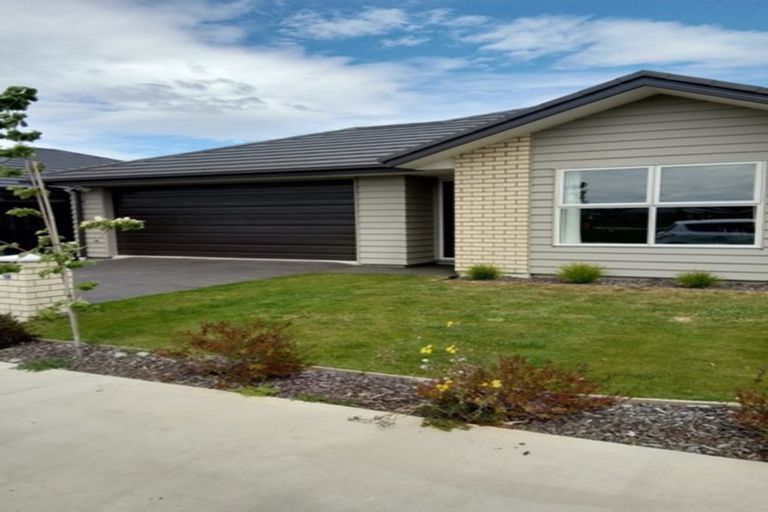 Photo of property in 18 Hannington Way, Rolleston, 7615