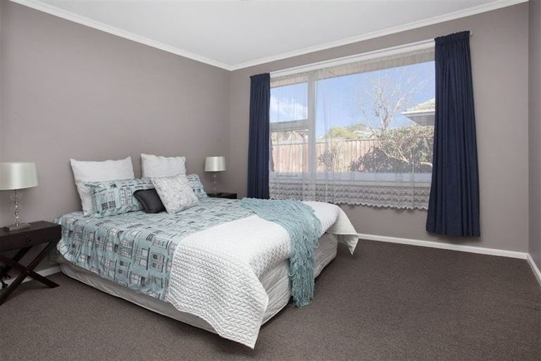 Photo of property in 25 Delph Street, Avonhead, Christchurch, 8042