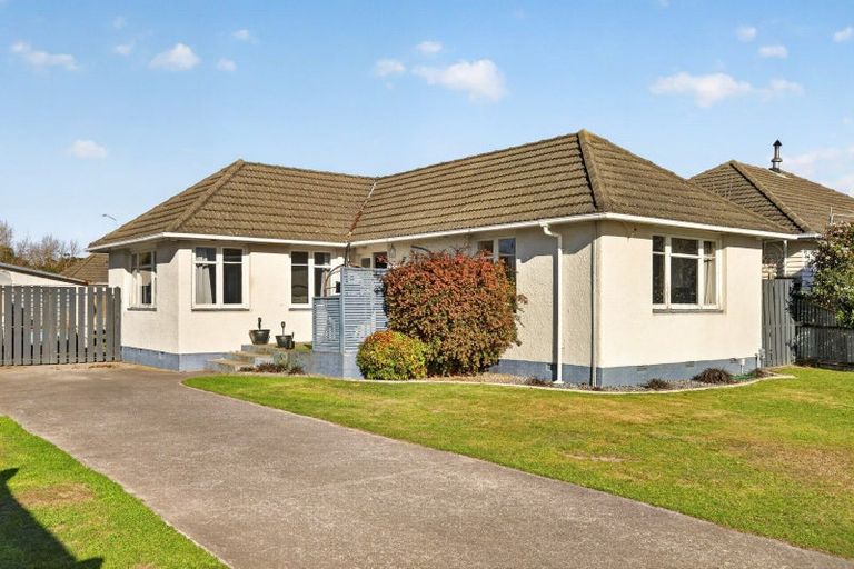 Photo of property in 23 Taurima Street, Hei Hei, Christchurch, 8042