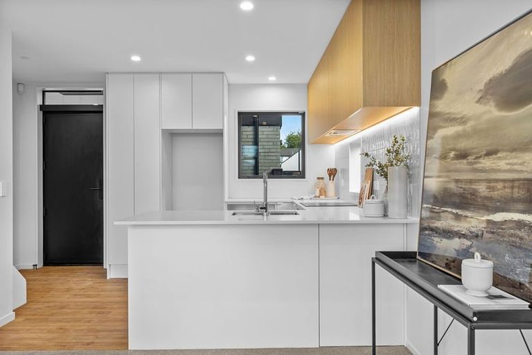 Photo of property in 1/237 Cranford Street, St Albans, Christchurch, 8052