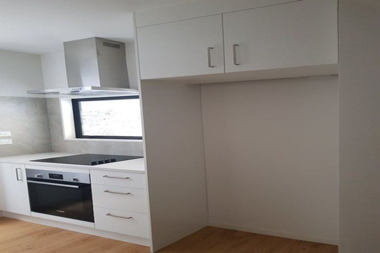 Photo of property in 17 Kaha Road, Takanini, 2110