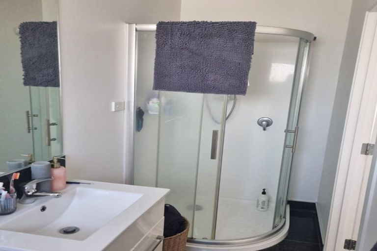 Photo of property in 1u1 June Place, Hamilton East, Hamilton, 3216