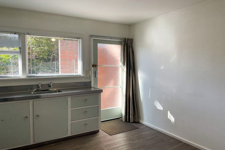 Photo of property in 2/11 Maxwell Street, Riccarton, Christchurch, 8041