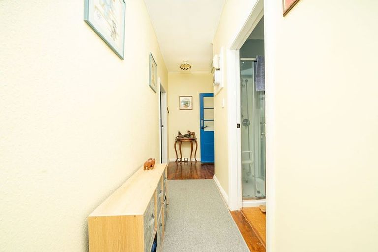 Photo of property in 26 View Road, Hikurangi, 0114