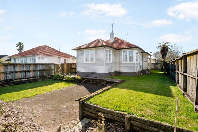 Photo of property in 95 Fairfield Road, Fairfield, Hamilton, 3214