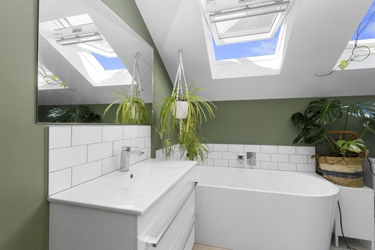 Photo of property in 68b Copeland Street, Epuni, Lower Hutt, 5011