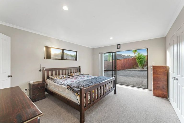 Photo of property in 2 Goh Place, Manurewa, Auckland, 2105