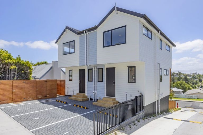 Photo of property in 10 Alexander Avenue, Torbay, Auckland, 0630