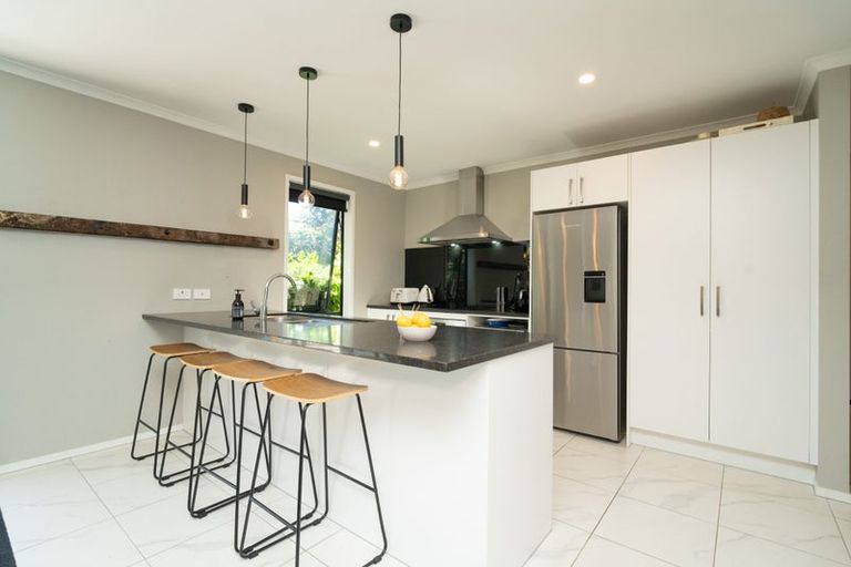 Photo of property in 5 Tide Lane, Whitby, Porirua, 5024