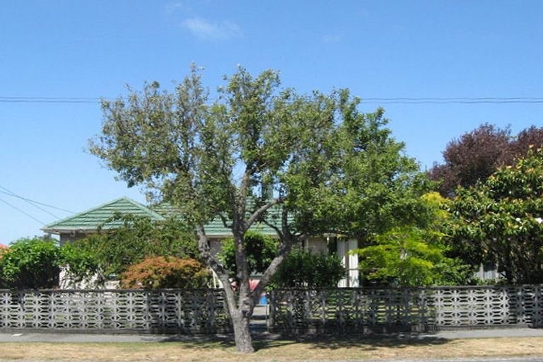 Photo of property in 2/61 Bentley Street, Russley, Christchurch, 8042