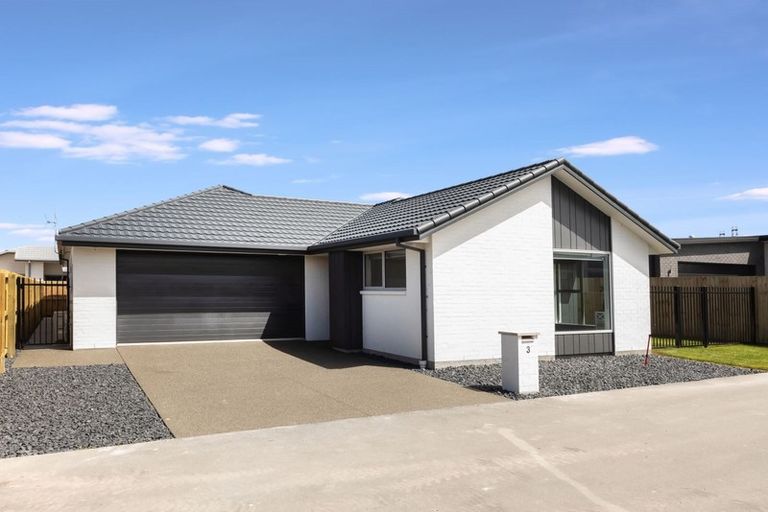 Photo of property in 3 Glen Rosa Lane, Broomfield, Christchurch, 8042