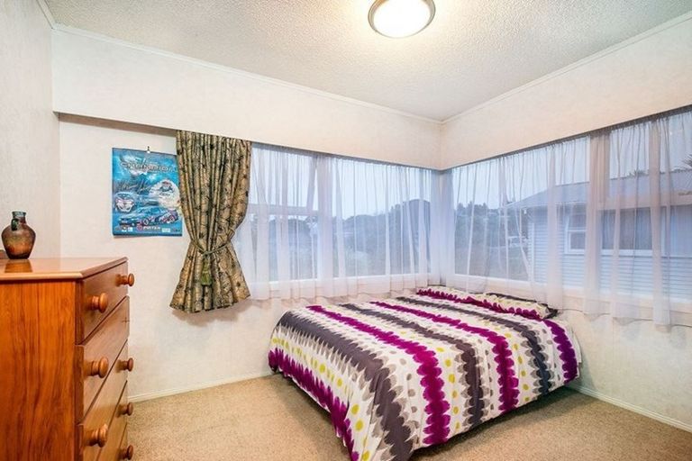 Photo of property in 45 Rehia Road, Massey, Auckland, 0614