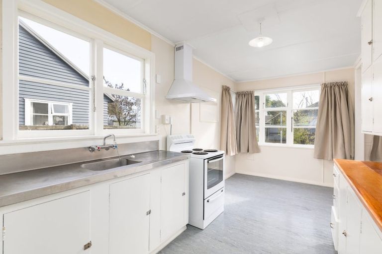 Photo of property in 166 Aorangi Road, Bryndwr, Christchurch, 8053