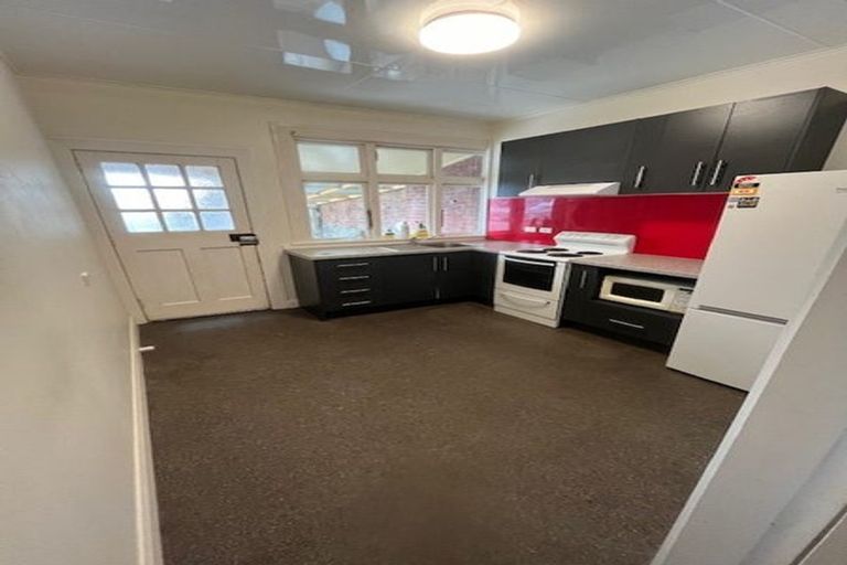 Photo of property in 9 Thompson Street, Mount Cook, Wellington, 6011