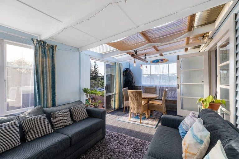 Photo of property in 22 Kauwhata Street, Himatangi Beach, Foxton, 4891
