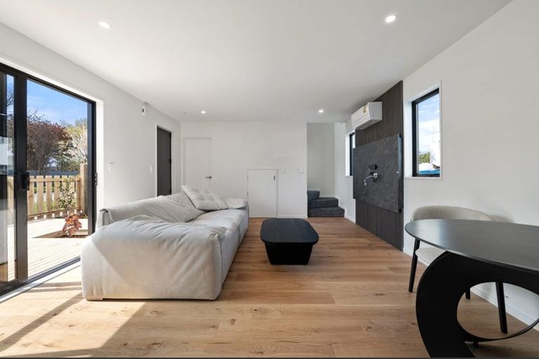 Photo of property in 2/28 Cross Street, Phillipstown, Christchurch, 8011
