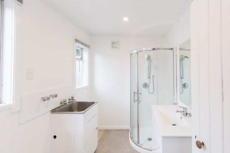 Photo of property in 856 Hokio Beach Road, Hokio Beach, Levin, 5571