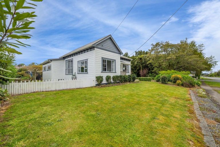 Photo of property in 18 Pembroke Road, Stratford, 4332