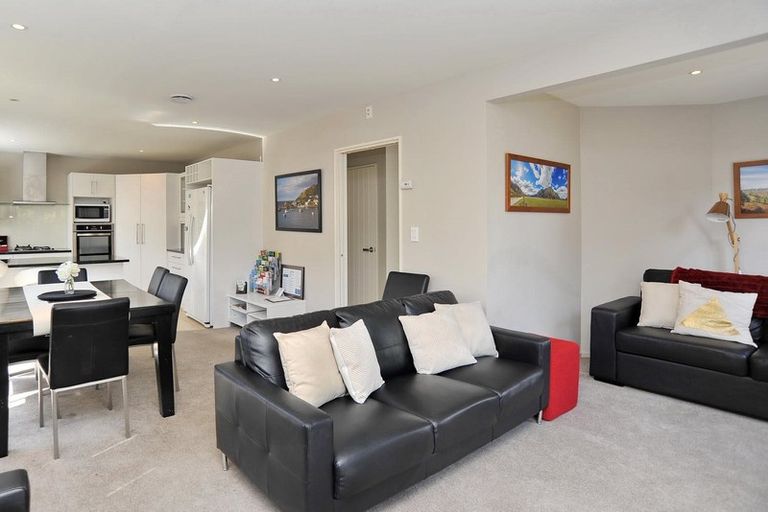 Photo of property in 94b Picton Avenue, Riccarton, Christchurch, 8011