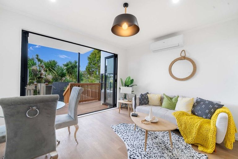 Photo of property in 10/32 Brandon Road, Glen Eden, Auckland, 0602