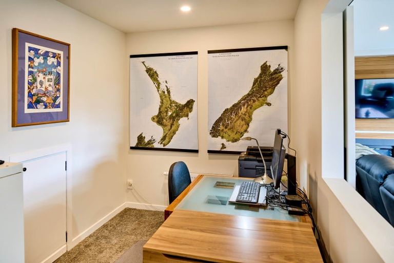 Photo of property in 140 School Road, Te Horo, Otaki, 5582