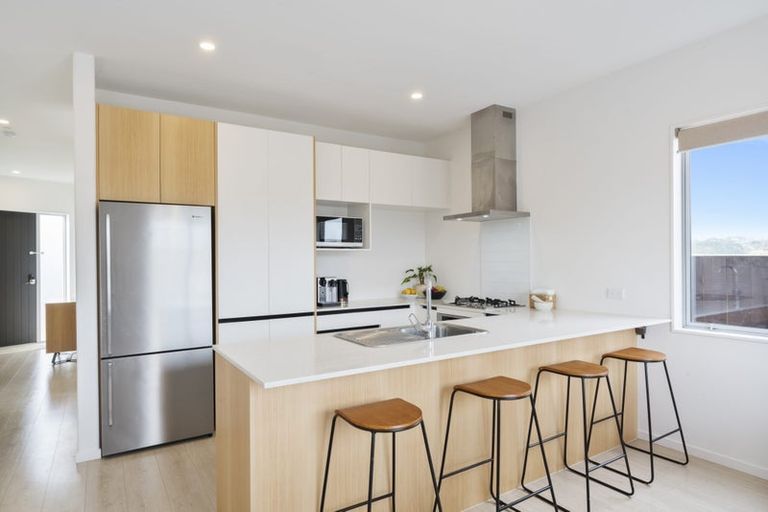 Photo of property in 103 Waekahu Road, Westgate, Auckland, 0814