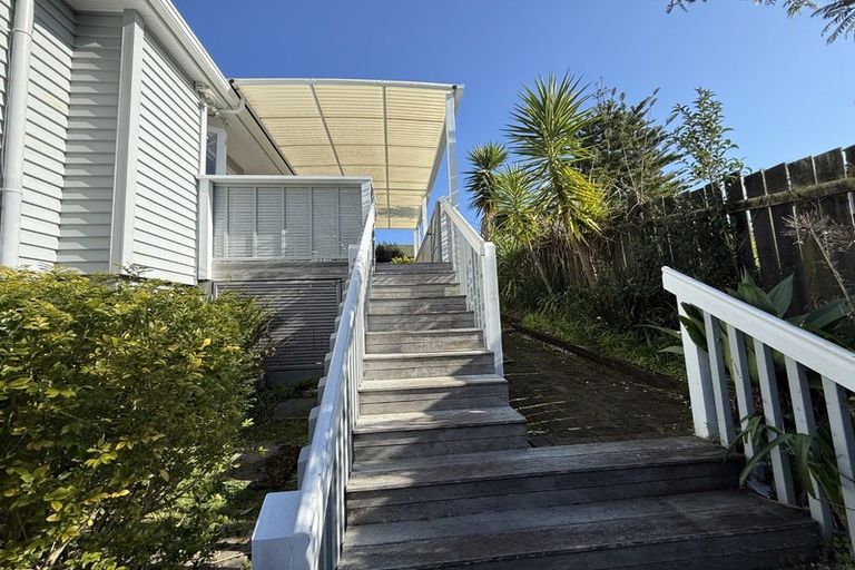 Photo of property in 2/71 Gardner Avenue, New Lynn, Auckland, 0600