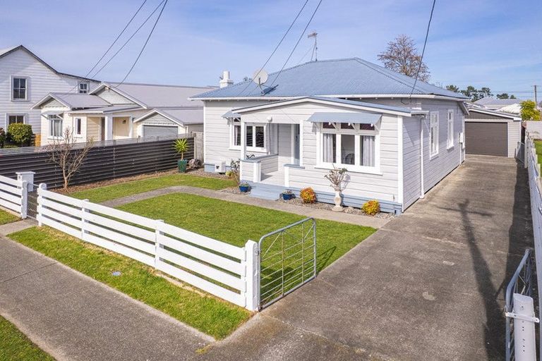 Photo of property in 24 Stark Street, Durie Hill, Whanganui, 4500