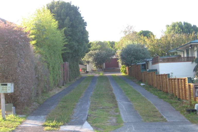 Photo of property in 2/90 Bruce Road, Glenfield, Auckland, 0629