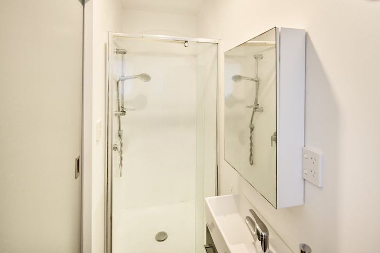 Photo of property in 3a Chester Road, Tawa, Wellington, 5028