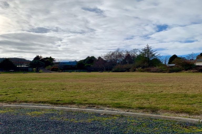 Photo of property in 1 Snowberry Lane, Ohakune, 4625