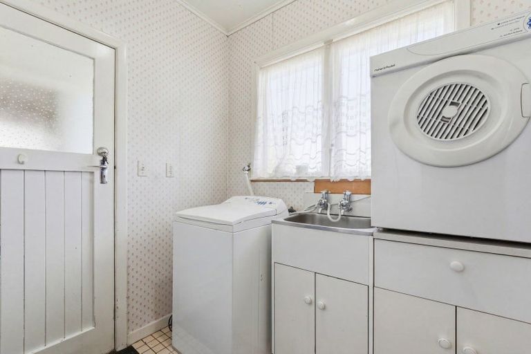 Photo of property in 45 Caffray Avenue, Aramoho, Whanganui, 4500
