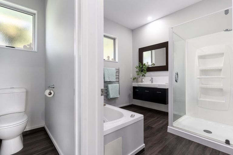 Photo of property in 6a Heritage Close, Rolleston, 7614