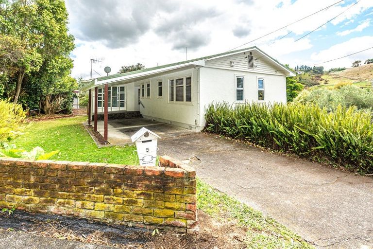Photo of property in 5 Durie Vale Road, Durie Hill, Whanganui, 4500