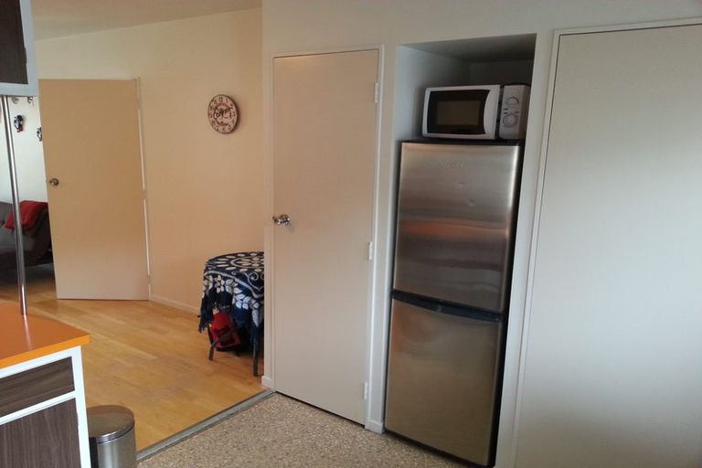 Photo of property in 201u2 Derwent Street, Island Bay, Wellington, 6023