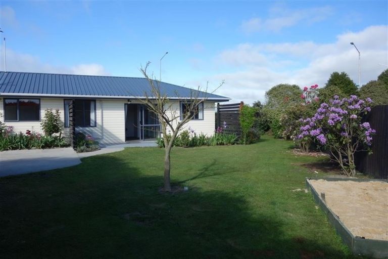 Photo of property in 22 Camleigh Close, Kaiapoi, 7630
