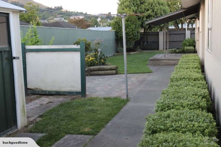 Photo of property in 10 Harpham Street, Taradale, Napier, 4112